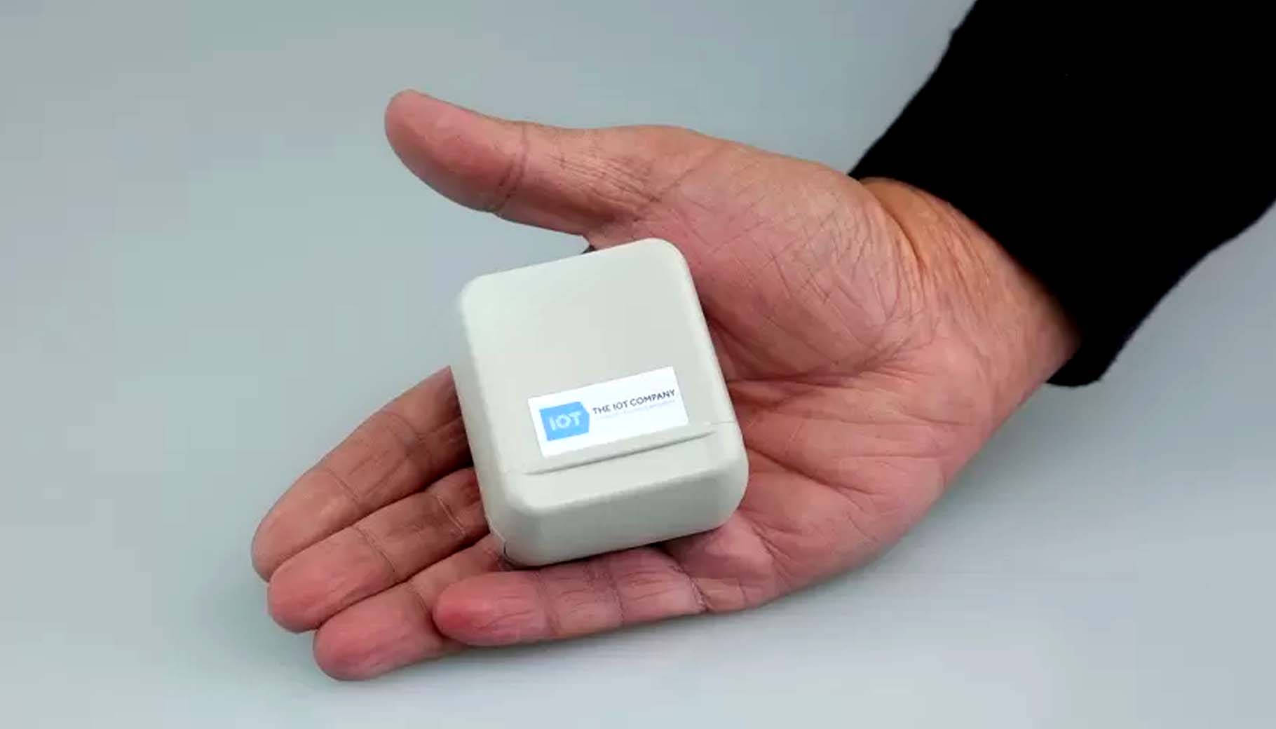 IoT TrackR